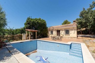 Casa rural en venta en Almijara - Capistrano - Cueva de Nerja en Nerja