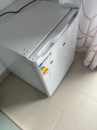 Piccolo congelatore MediaMarkt (1 mese di utilizzo)
