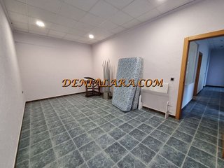 Oficina en alquiler en Pego