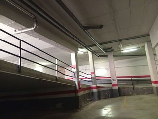 Garaje en alquiler en Ciutat de les Arts i les Ciències en Valencia