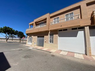 Casa adosada en venta en Carretera Mojonera – Cortijos de Marín en Roquetas de Mar