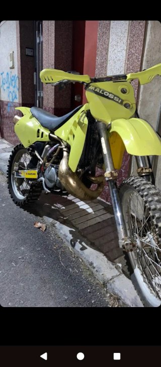 Suzuki RMZ 250 2 Tiempos Motocross