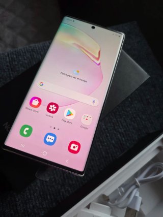 Samsung Note 10 Plus Negro y Rosa
