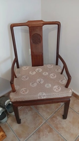 Mesa de comedor extensible con 6 sillas