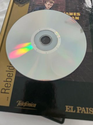 Edición en formato libro-DVD "Rebelde sin causa"