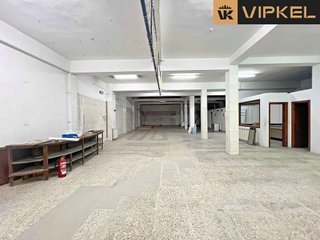 Local comercial en alquiler en Carballo