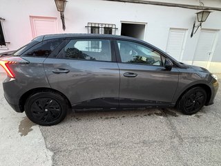 MG4 350 km autonomia