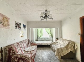 Edificio en venta en Macael
