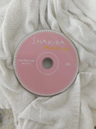 CD Shakira - Sale El Sol