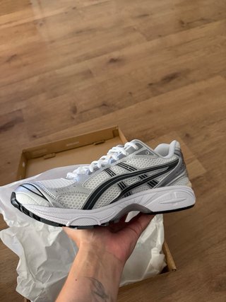 ASICS Gel-Kayano 14 Gris Blanco