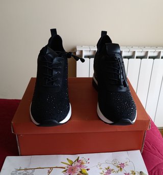 Deportivas Exé cuña negras strass T.39