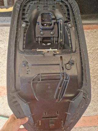 Asiento Suzuki Burgman AN400 K7 Negro