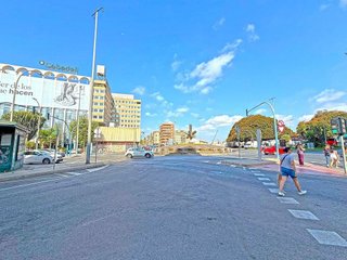 Local comercial en alquiler en Ensanche - Diputación en Alicante