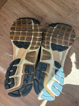 Zapatillas Nike Zoom Vomero 5 Grises Blancas