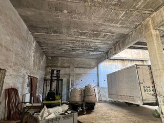 Nave industrial en venta en Coria del Río
