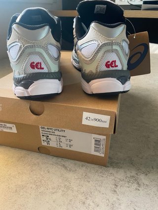 Asics Gris Blanco Zapatos Deportivas