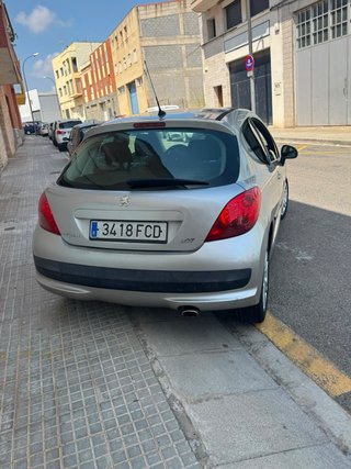 Peugeot 207 2006