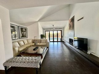 Chalet en alquiler en Las Lomas de Río Verde en Marbella