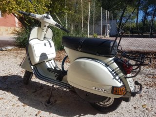 Vespa 200 E (1981) Blanca