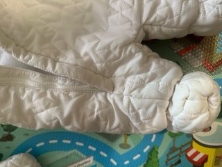 Buzo invierno bebé con manoplas y patucos