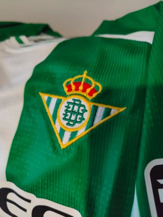Camiseta Hummel Verde y Blanca Talla M