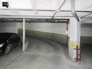 Garaje en venta en Castillejos en Madrid