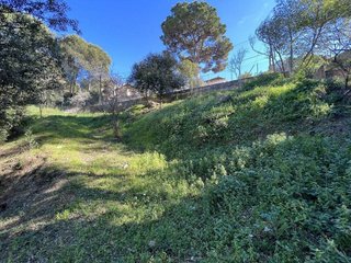 Solar en venta en La Floresta - Les Planes en Sant Cugat del Vallès