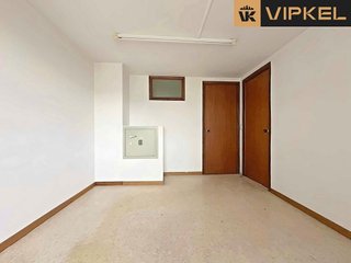 Local comercial en alquiler en Ensanche - Sar en Santiago de Compostela