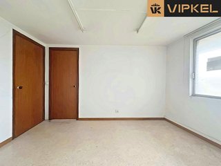Local comercial en alquiler en Ensanche - Sar en Santiago de Compostela