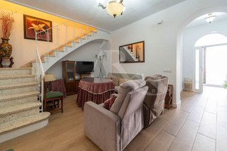 Casa adosada en venta en Umbrete