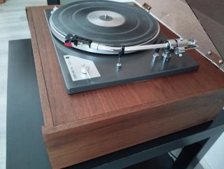 Tocadiscos Antiguo de madera Sonorac