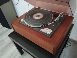 Tocadiscos Antiguo de madera Sonorac