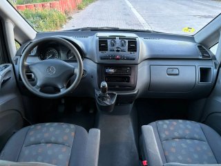 Alquiler  Mercedes-Benz Vito  9 plazas