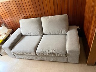 Sofá IKEA KIVIK 2 plazas Tibbleby beige/gris