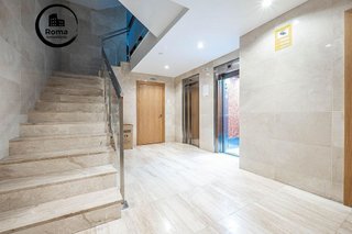 Piso en venta en Camino de Ronda - Rosaleda en Granada