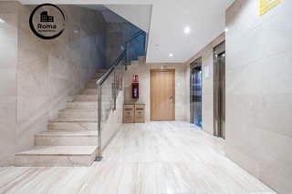 Piso en venta en Camino de Ronda - Rosaleda en Granada