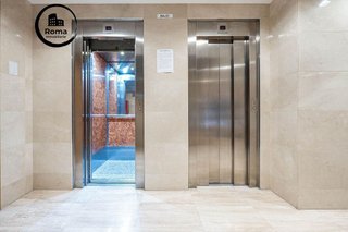 Piso en venta en Camino de Ronda - Rosaleda en Granada