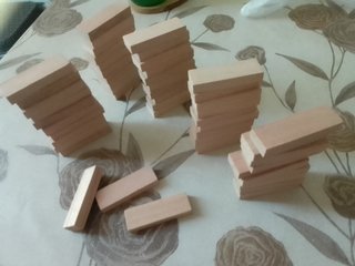 53 Tasselli legno 2,2x6,6 h 1,1cm