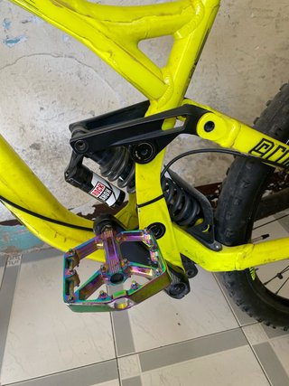 Bicicleta de Montaña solo hace falta ruedas nuevas