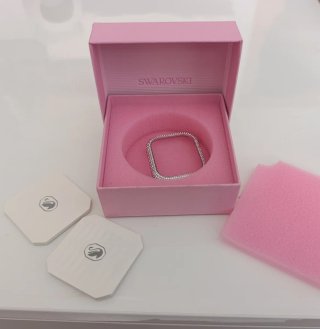 Custodia Swarovski per Apple Watch