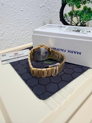 Reloj Naviforce Dorado Hombre