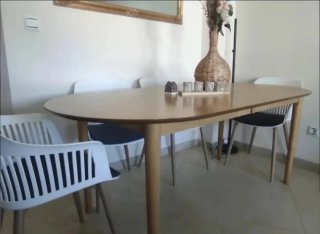 Mesa de comedor extensible (sillas no incluidas)