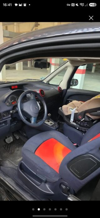 Peugeot 1007 2006