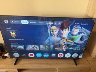 Televisor 55 Haier como nuevo Con tecnologia ia