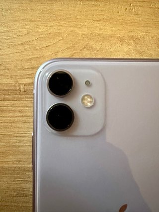 iPhone 11 128GB Viola + 30 custodie e accessori