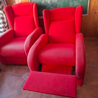 Sofá reclinable  Juntos o individual No envio