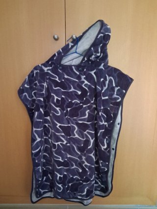Poncho infantil para playa o piscina