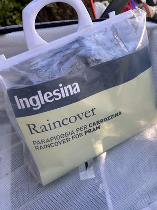 Passeggino con seggiolino e navicella + protezione pioggia
