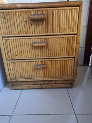 Tavolo in vimini con 3 cassetti