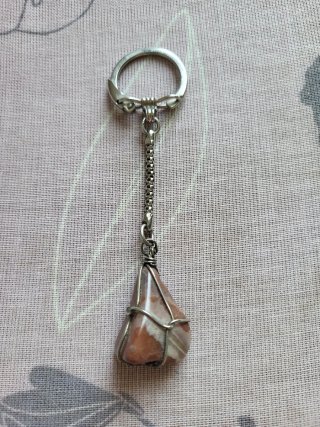 Portachiavi con pietra grezza